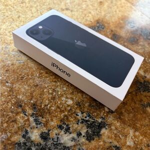 Apple iPhone 13 128gb Brand new in box